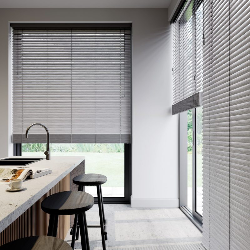 VENETIAN BLINDS